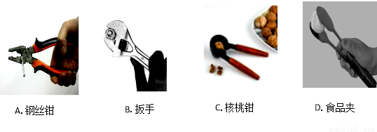 某同学通过仔细观察发现生活中有很多简单机械