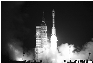 2011年11月1日凌晨5点58分,神州八号从内蒙古